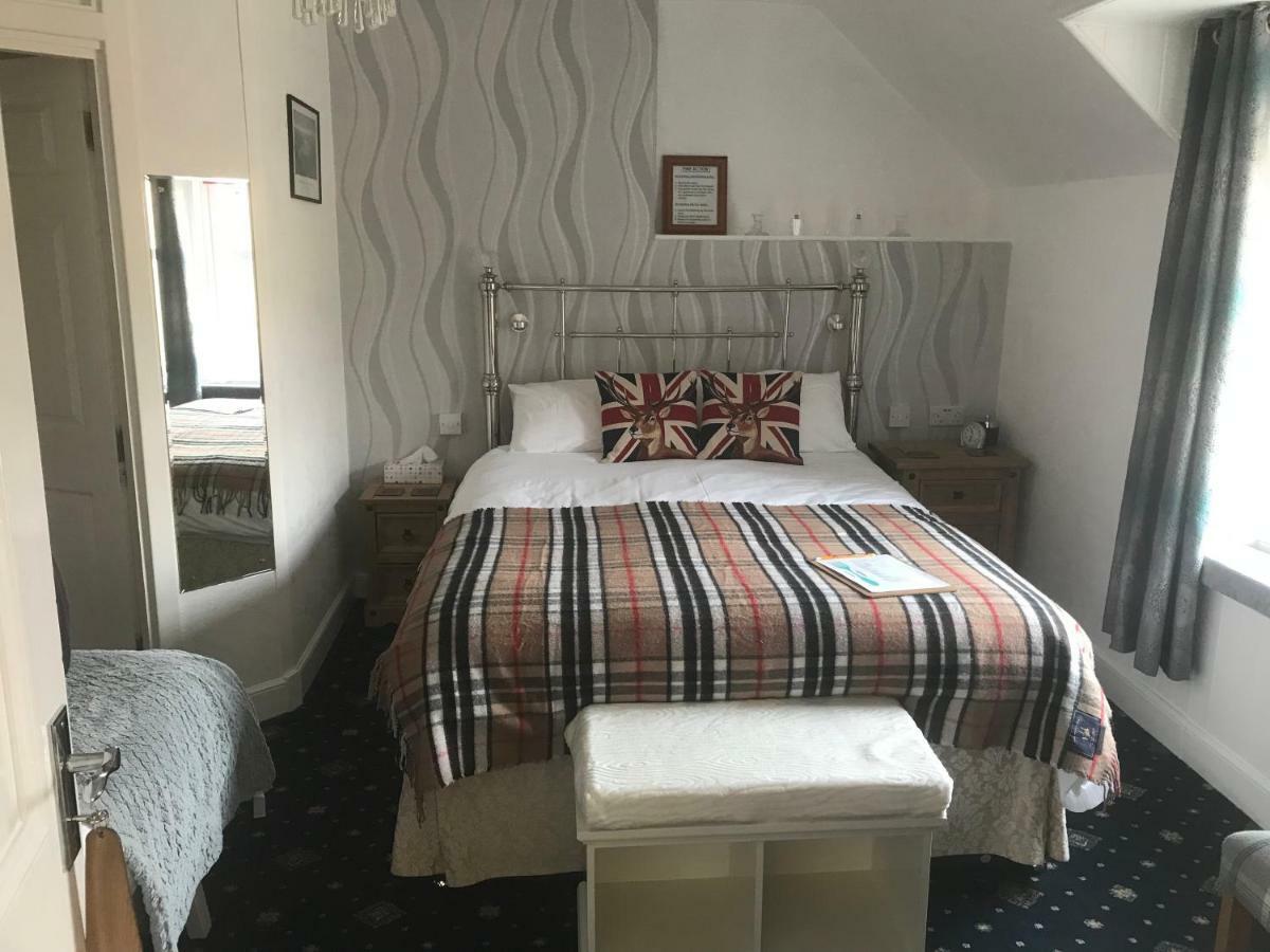 クリアンラリッチ Glenardran House Bed & Breakfast エクステリア 写真